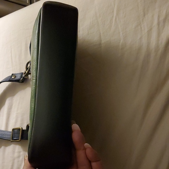 Anuschka Hand Painted Leather Crossbody Organizer - Picture 9 of 11